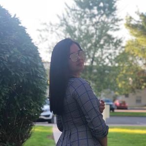 Meet your Posher, Maria